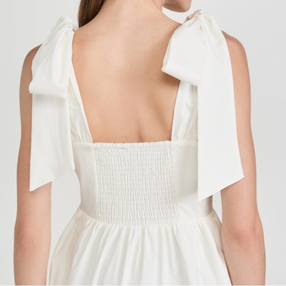 Endless Rose White Dress - Picture 2 of 6